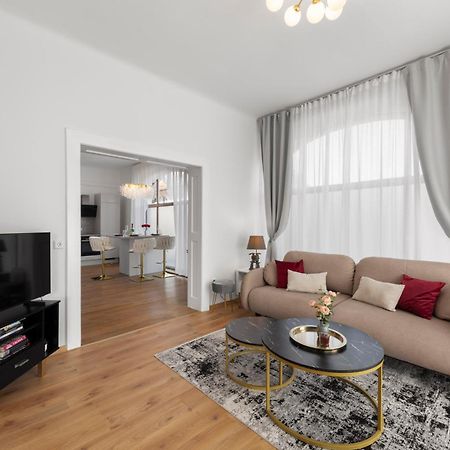 Liebelei Miesbach - Boutique-Apartment Mit Terrasse Im Zentrum Exterior foto