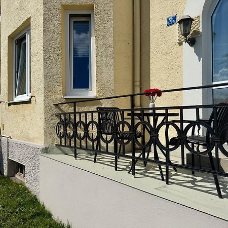 Liebelei Miesbach - Boutique-Apartment Mit Terrasse Im Zentrum Exterior foto