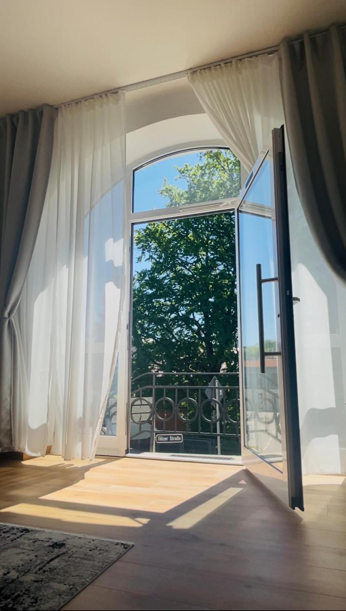 Liebelei Miesbach - Boutique-Apartment Mit Terrasse Im Zentrum Exterior foto